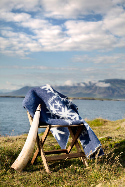 Nordic Strength Wool Blanket - Navy Blue