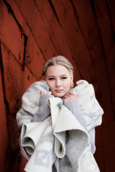 Nordic Love Wool Blanket - Light Grey