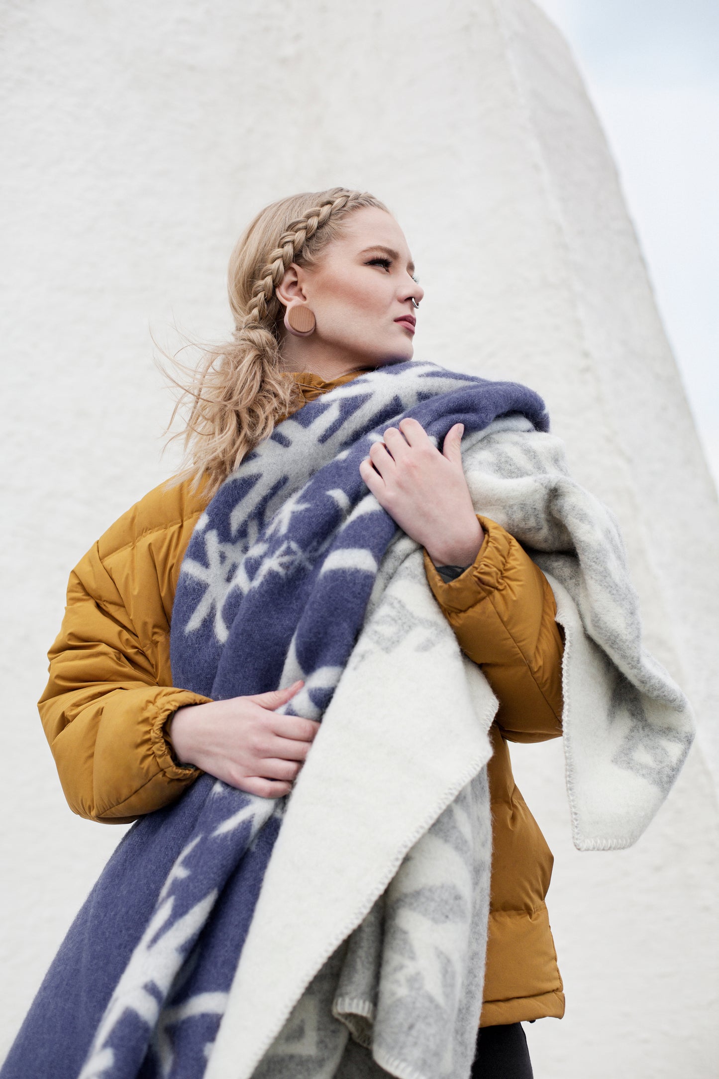 Nordic Strength Wool Blanket - Navy Blue